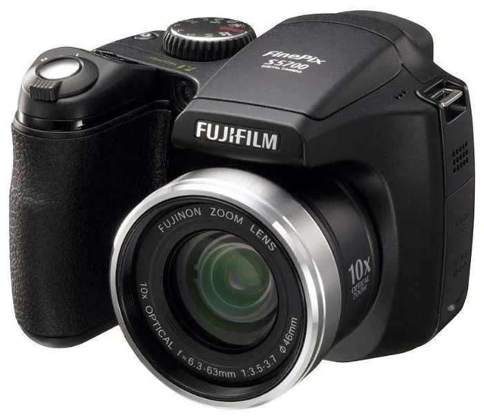 Фотоаппарат Fujifilm FinePix S5700, количество отзывов: 10
